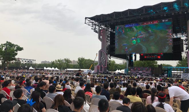 与人之间最 与人之间最