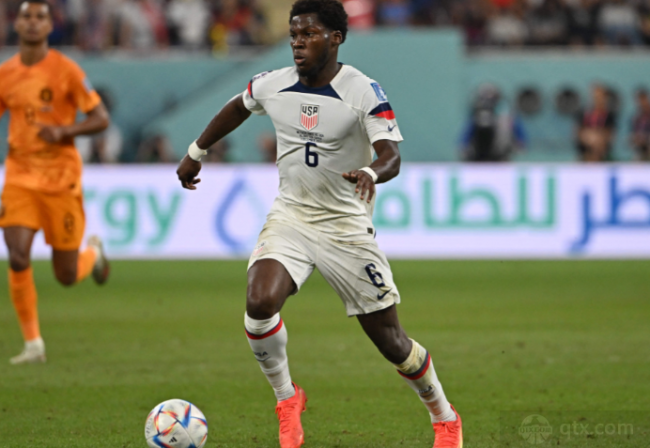 展示了其在 展示了其在