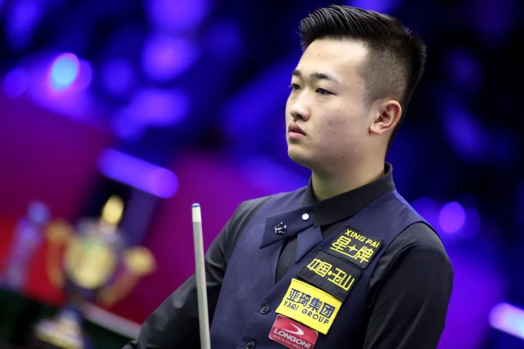 与了网球比 与了网球比